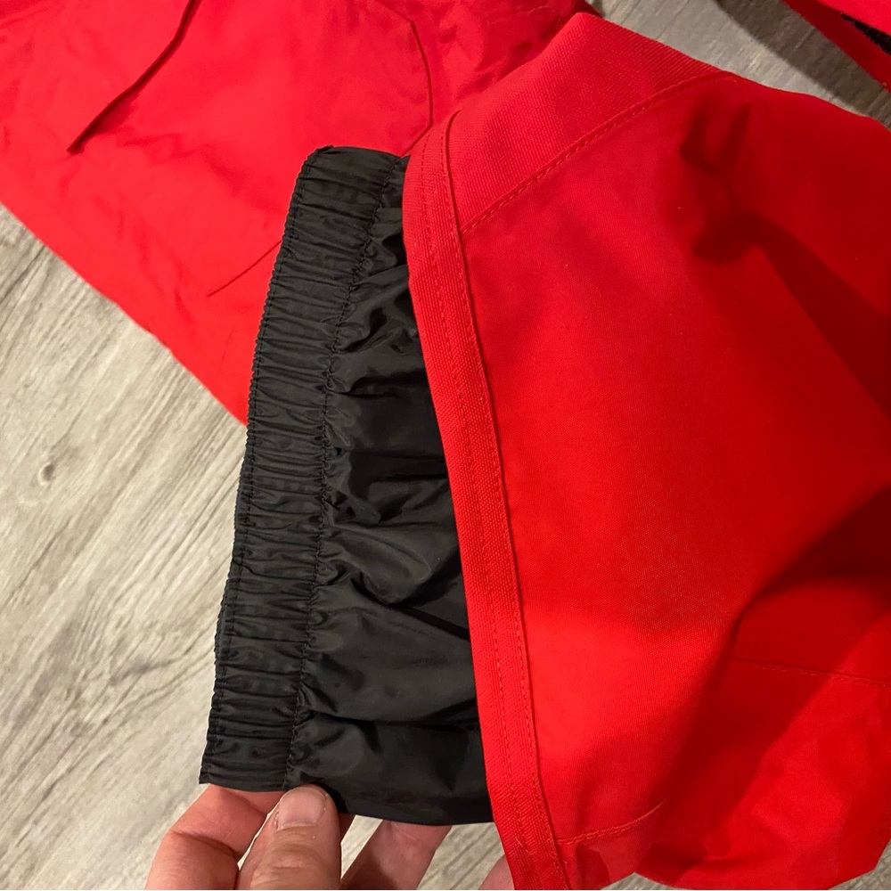 The North Face Bold Red Outdoor Pants - Picture 4 of 7
